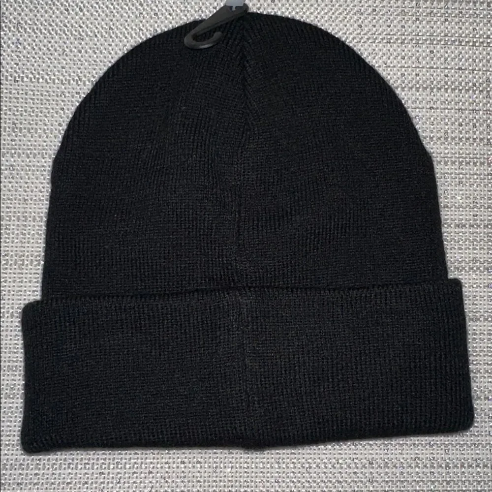 LEVI’S OS Unisex Black Brown Leather Patch Logo Knit Beanie Hat Superior Warmth